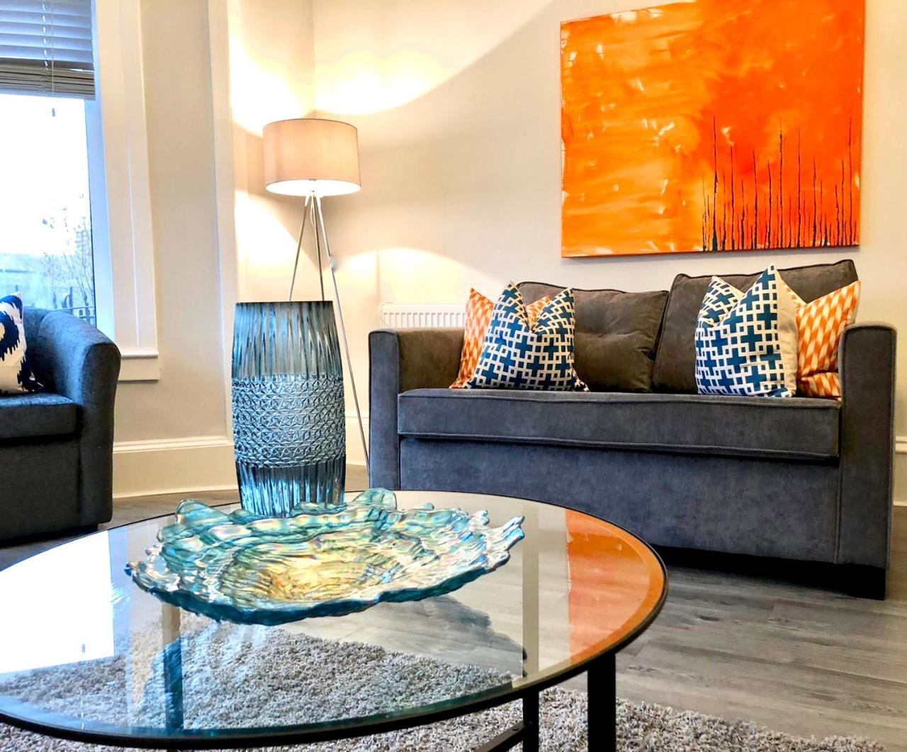 גלאזגו Byevo Almar Villa - Close To City And Airport - Perfect For Contractors Or Large Groups מראה חיצוני תמונה